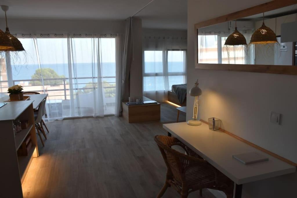 Precioso Apto Miami Primera Linia Playa Cala De Las Sirenas, Con Wifi Y Netflix, Adecuado Para Teletrabajar Miami Playa Dış mekan fotoğraf